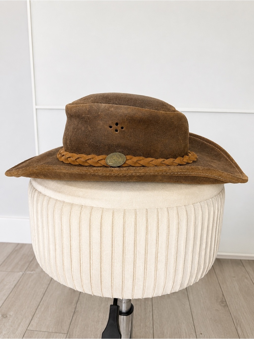 AUSSIE BUSH Brown Distressed Leather Outback Cowboy Hat Wide Brim Australia